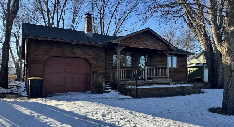 816 5th Street E-Blue Earth